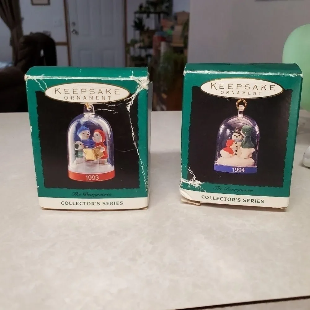 1993 & 1994 Hallmark Keepsake Ornament Collectors Series The Bearymores Mini Lot